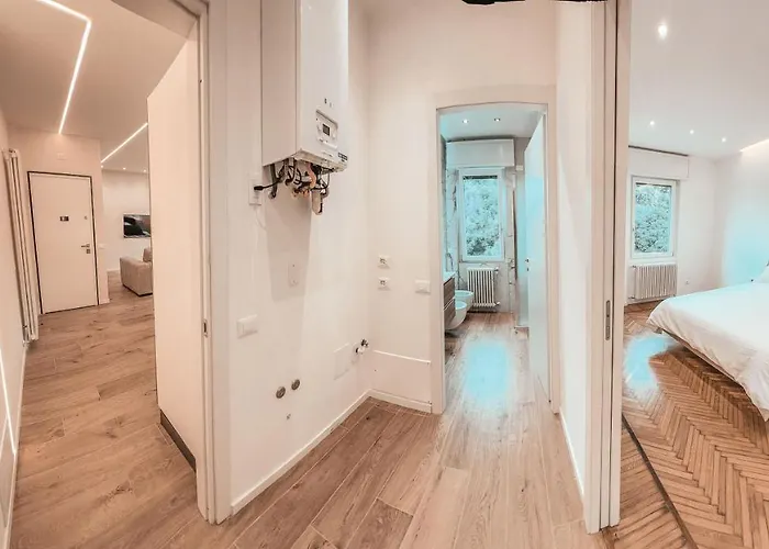 公寓 Attici Alba E Tramonto Ospedale E Vista 布雷西亚