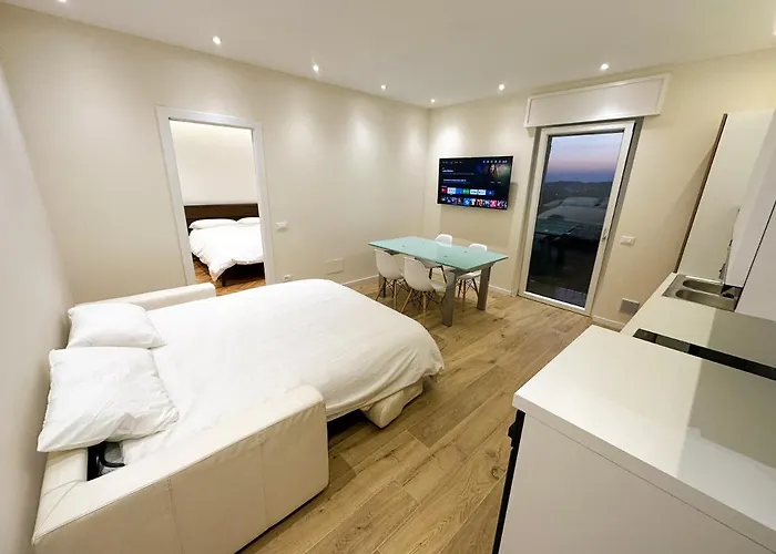 Attici Alba E Tramonto Ospedale E Vista