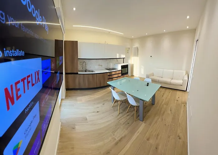 Attici Alba E Tramonto Ospedale E Vista * 布雷西亚