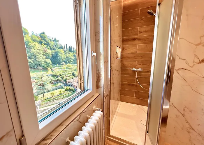 Attici Alba E Tramonto Ospedale E Vista 公寓