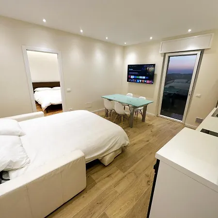 Attici Alba E Tramonto Ospedale E Vista