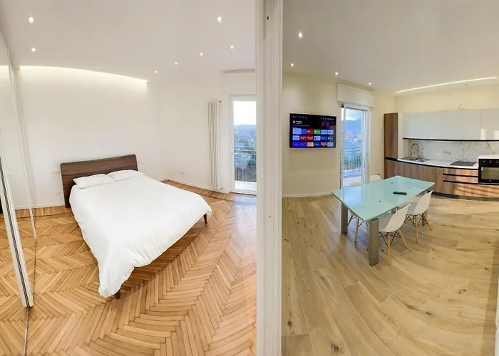 Διαμέρισμα Attici Alba E Tramonto Ospedale E Vista Μπρέσια