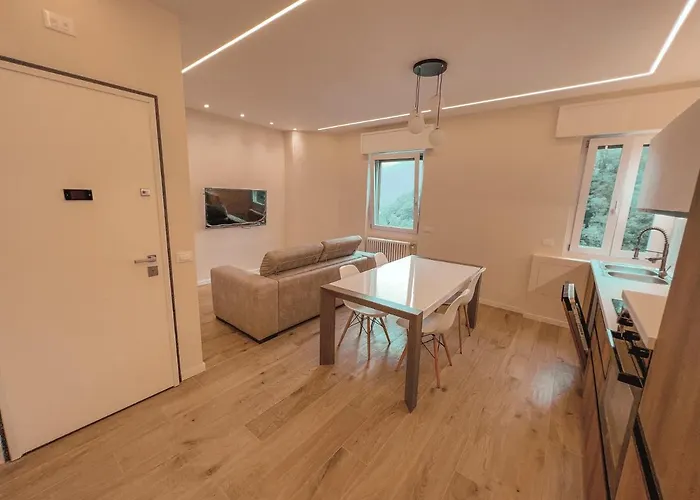 Attici Alba E Tramonto Ospedale E Vista Διαμέρισμα